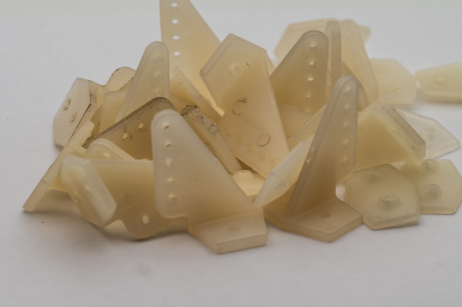 Control Horns (UK Manufacture) Control Horns (UK Manufacture)